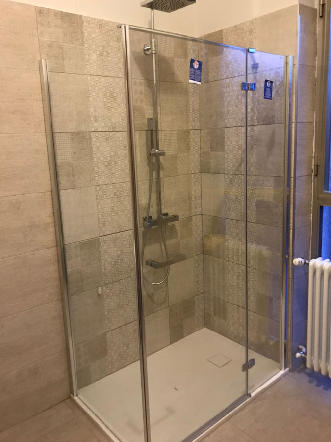 CGI-di- Brugola-e-Boccia-bagno